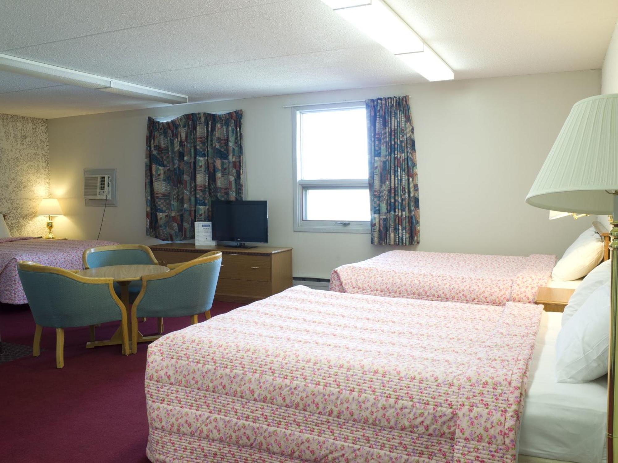 Blue Bird Hotel Melfort Екстер'єр фото
