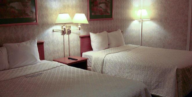 Blue Bird Hotel Melfort Екстер'єр фото
