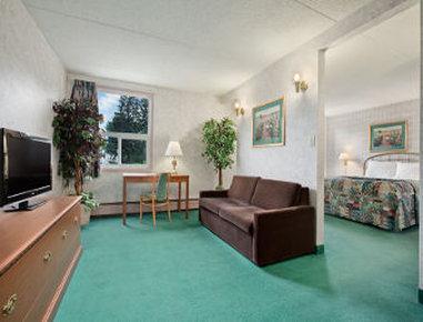 Blue Bird Hotel Melfort Екстер'єр фото